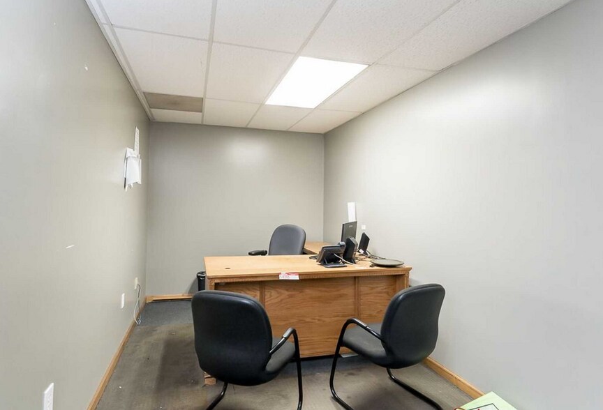More Photos Of 8630 Storey Rd, Belding Industrial For Sale