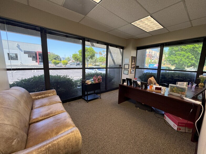 More Photos Of 9221 Corbin Ave, Northridge Office For Lease