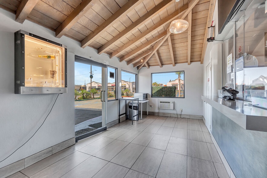 More Photos Of 8062 Garden Grove Blvd, Garden Grove Hotel For Sale