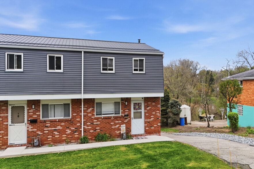 More Photos Of 3801 Hilpert St, Pittsburgh Apartments For Sale