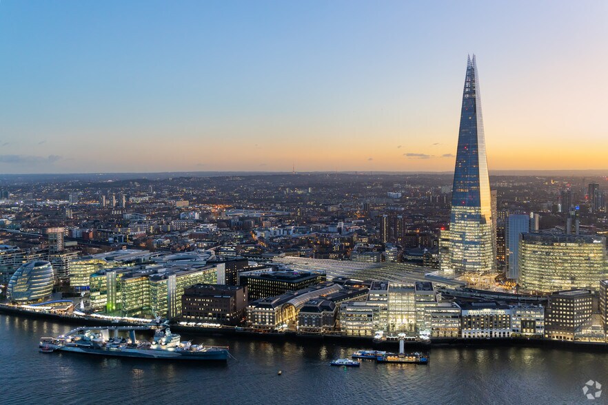 More Photos Of 32 London Bridge St, London Office For Lease