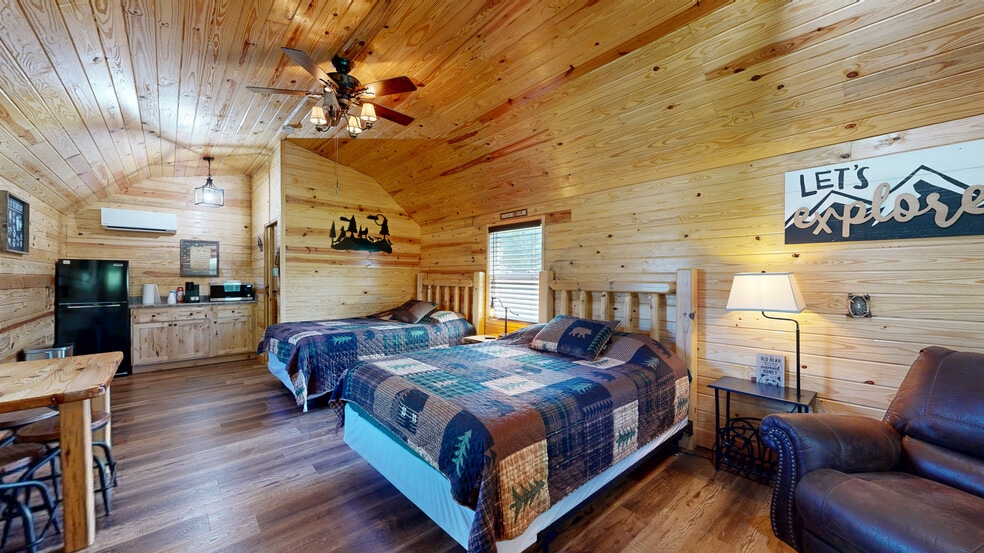 More Photos Of 444 Charlie Roberts Rd, Pelham Hospitality For Sale