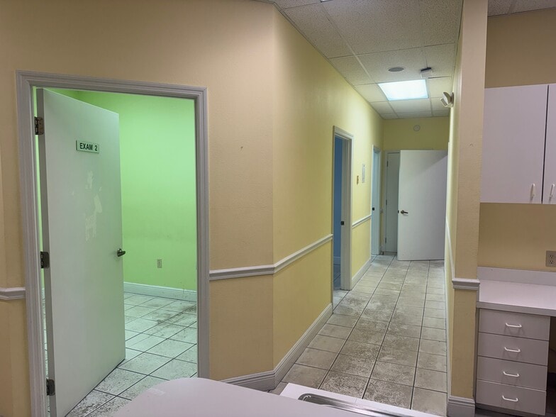 More Photos Of 3586 Aloma Ave, Winter Park Office For Sale