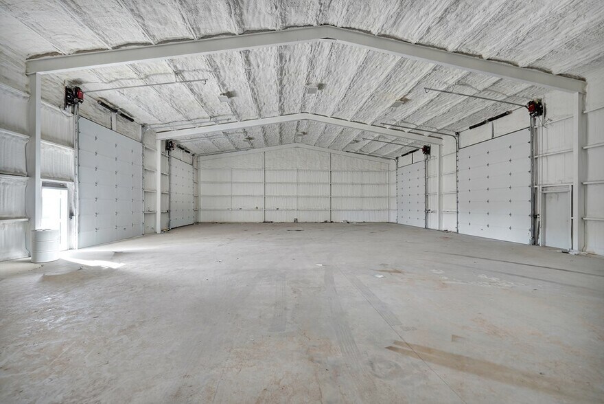 More Photos Of 2458 N FM 1936, Odessa Warehouse For Lease