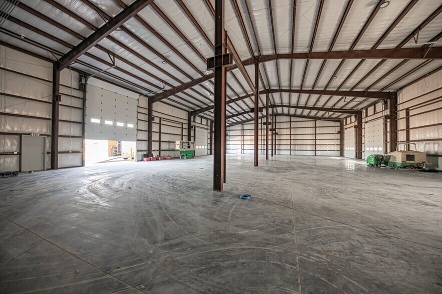 More Photos Of 14661 W I-20, Odessa Warehouse For Lease