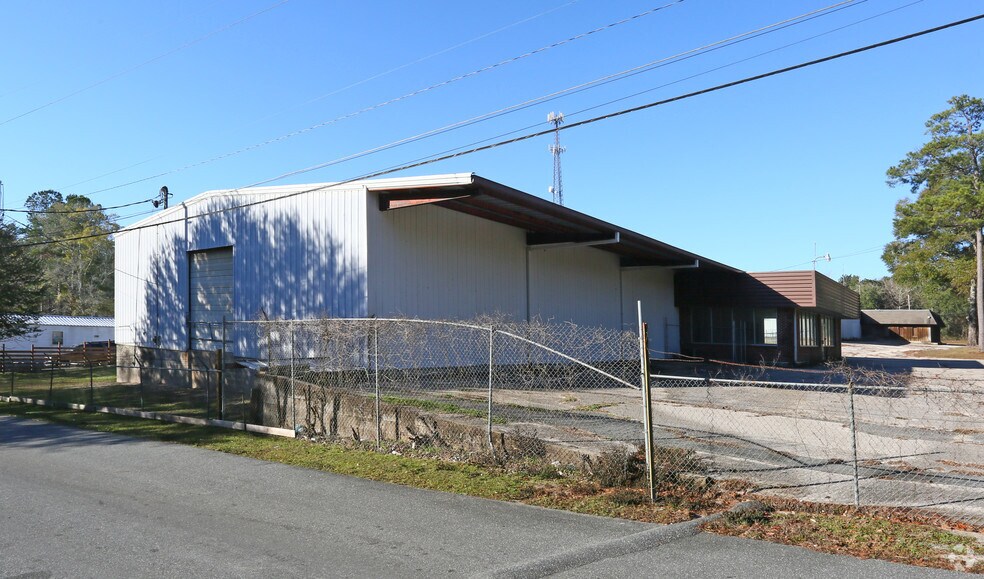 More Photos Of 25008 Blue Star Hwy, Quincy Unknown For Lease