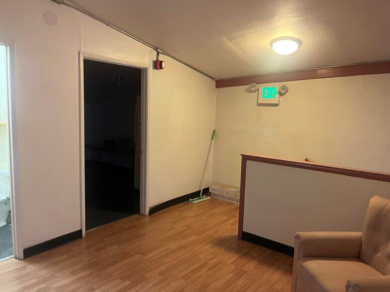 More Photos Of 5909 Camden St, Oakland Daycare Center For Sale