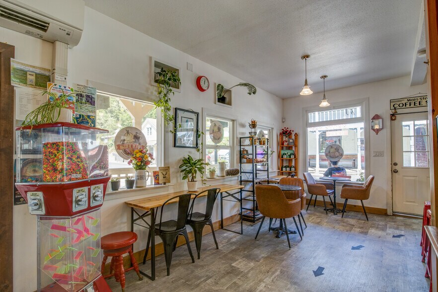 More Photos Of 200 Main St, Downieville Storefront Retail Residential For Sale