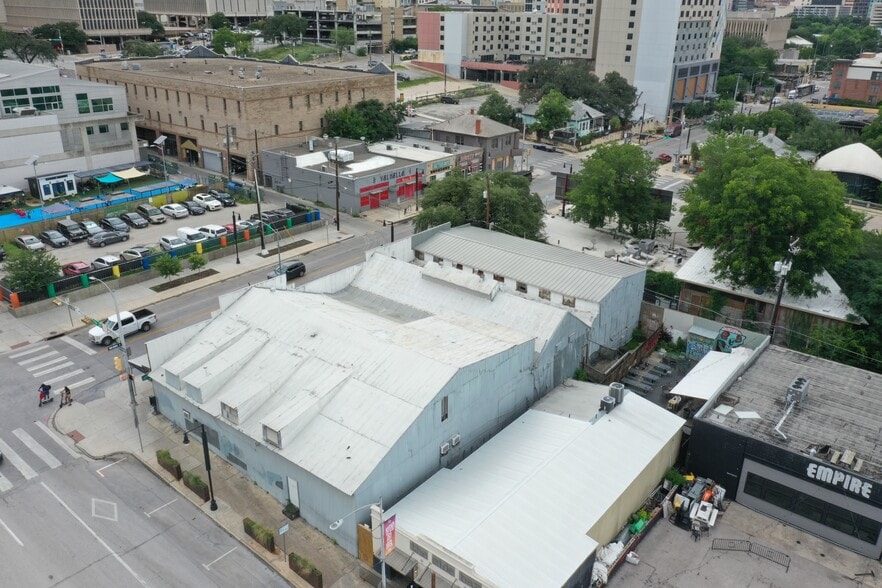 More Photos Of 701-713 Red River St, Austin Freestanding For Sale