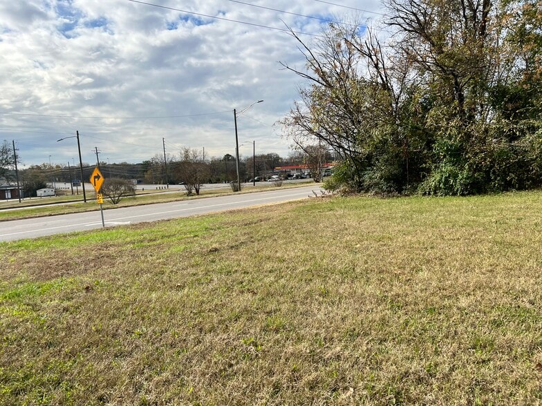 More Photos Of 2112 8th St W, Birmingham Land For Sale