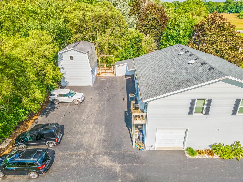 More Photos Of 503 E Russell Rd, Tecumseh Specialty For Sale