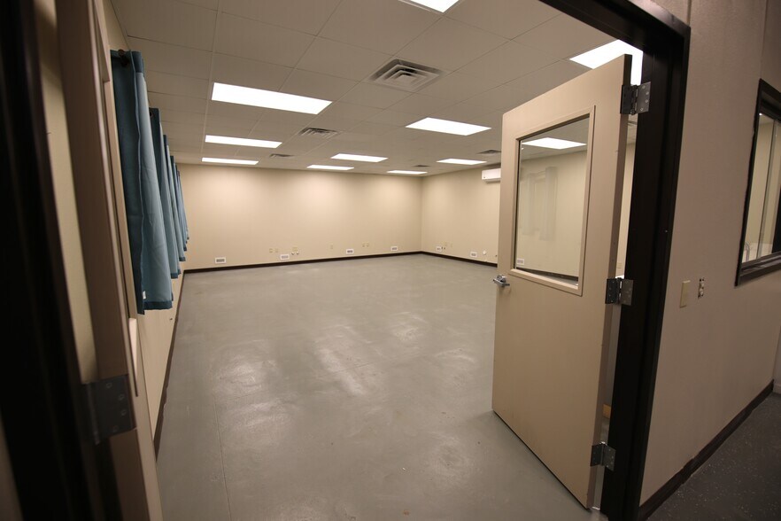 More Photos Of 401 Industrial, Nash Warehouse For Lease