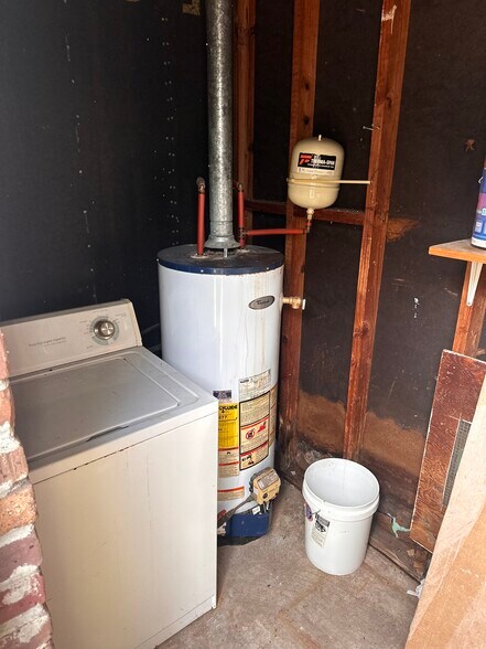 More Photos Of 1038 Harbor View Rd, Charleston Multifamily For Sale