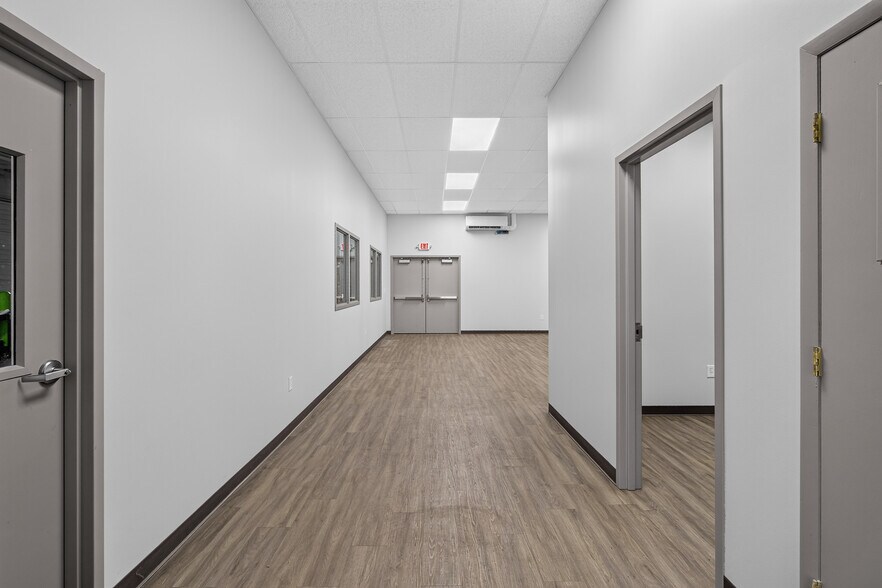 More Photos Of 4480 Ray Boll Blvd, Columbus Warehouse For Sale