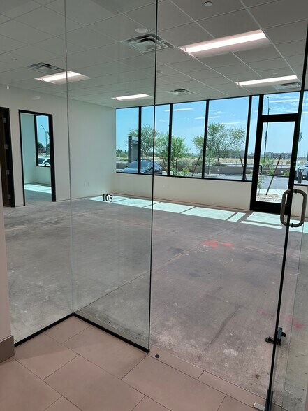 More Photos Of 1360 N Bullard Ave, Goodyear Office For Lease