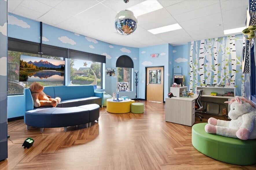 More Photos Of 92 Congress St, Saratoga Springs Medical For Sale