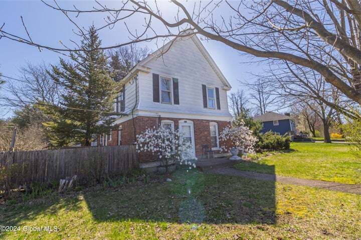 More Photos Of 936 Kings Rd, Schenectady Apartments For Sale