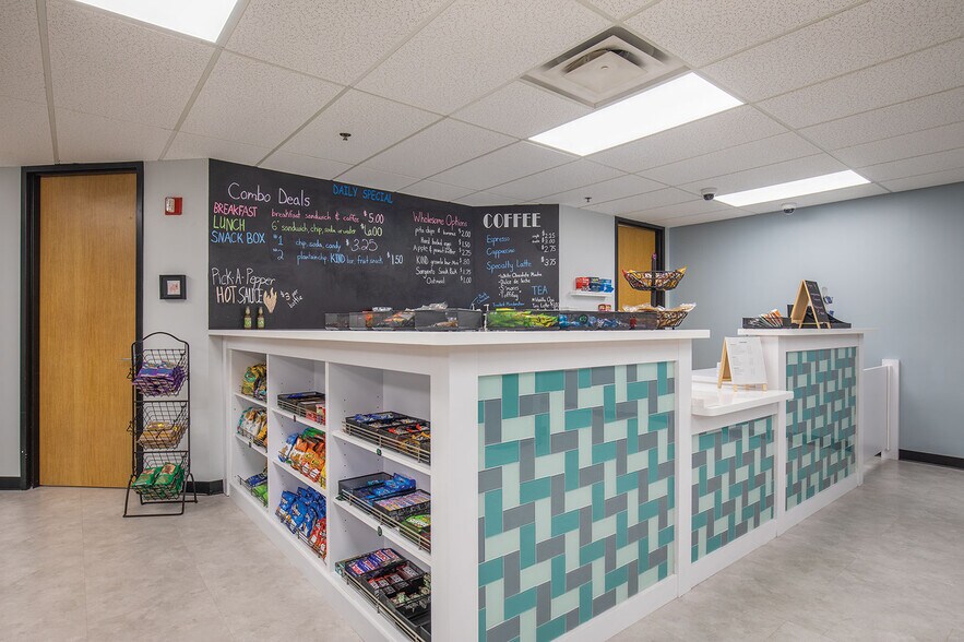 More Photos Of 280 Wekiva Springs Rd, Longwood Unknown For Lease