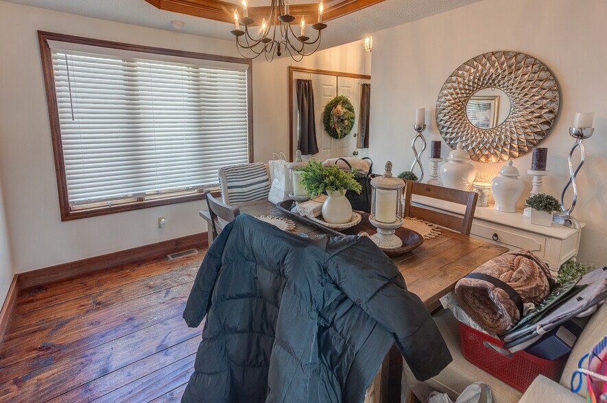More Photos Of 836 E Highway N, Wentzville Flex For Sale