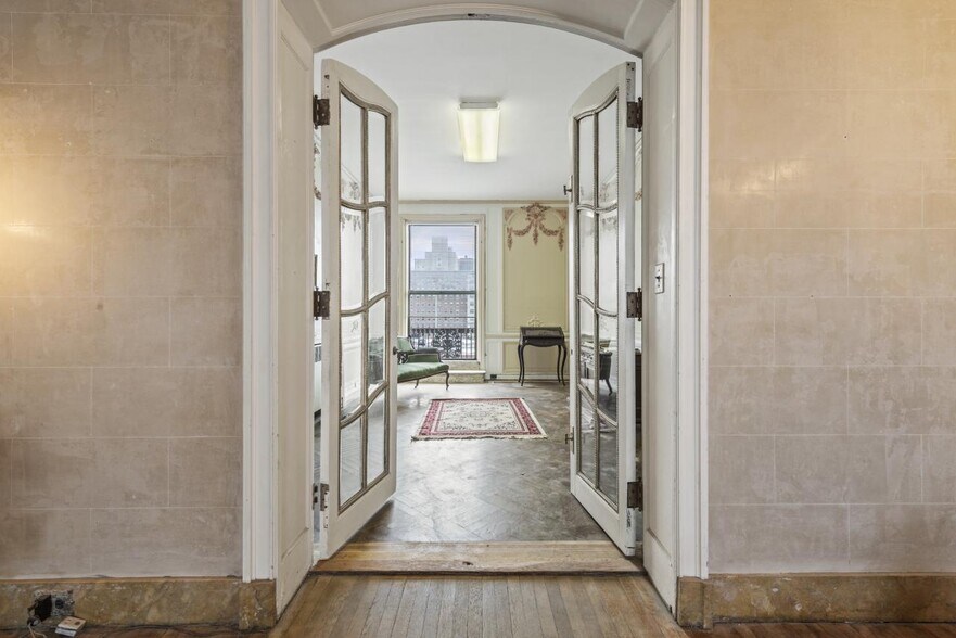 More Photos Of 8469 E Jefferson Ave, Detroit Office Residential For Sale