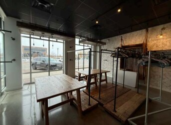 More Photos Of 1515 SW Main St, Ankeny Storefront For Lease