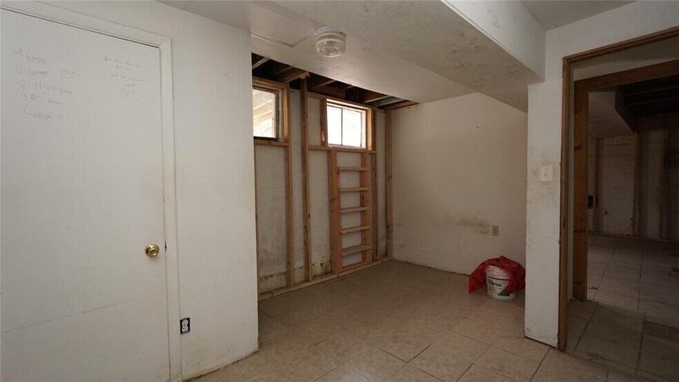 More Photos Of 6 Dedrick Hill Rd, Binghamton Apartments For Sale