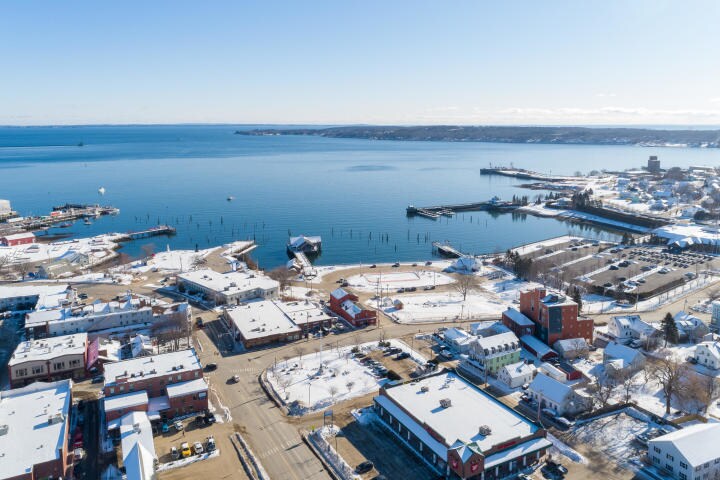 Primary Photo Of 275 Main St, Rockland Bar For Sale