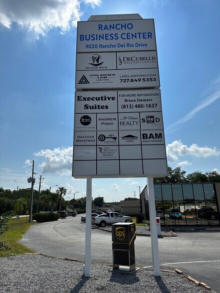 More Photos Of 9020 Rancho del Rio Dr, New Port Richey Office For Lease