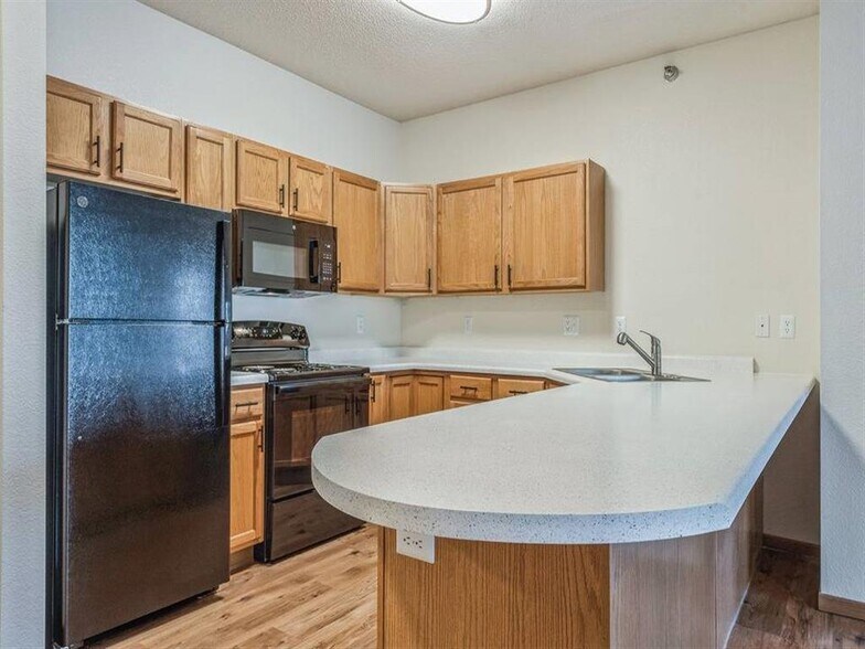 More Photos Of 110 E 1st St, Chaska Apartments For Lease