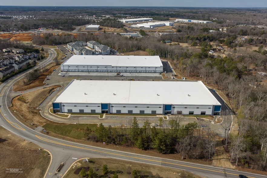 More Photos Of 10387 Lakeridge Pky, Ashland Distribution For Lease