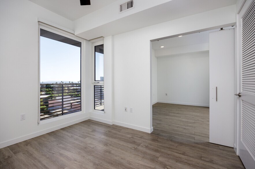 More Photos Of 12035 Wilshire Blvd, Los Angeles Apartments For Sale
