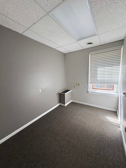 More Photos Of 4466 Darrow Rd, Stow Office For Sale