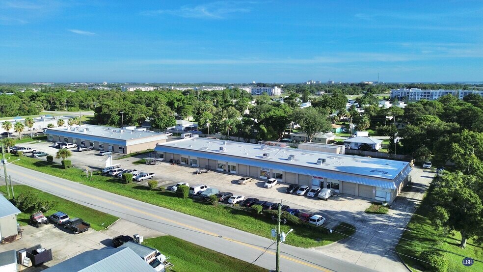 More Photos Of 2860-2870 NE Kirby Cir, Palm Bay Flex For Lease