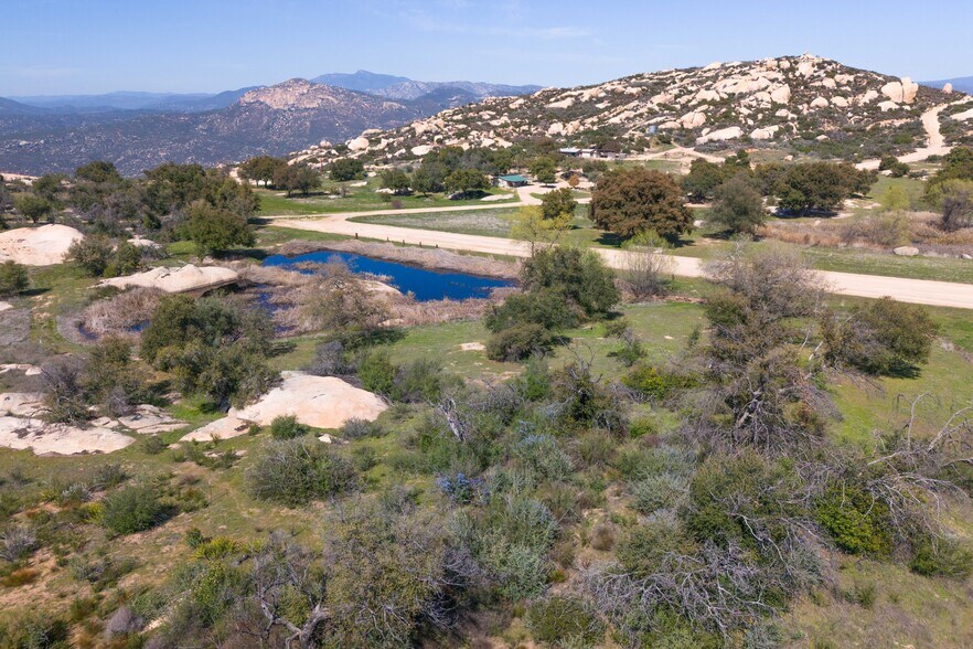 More Photos Of 19191 High Glen Rd, Alpine Specialty For Sale