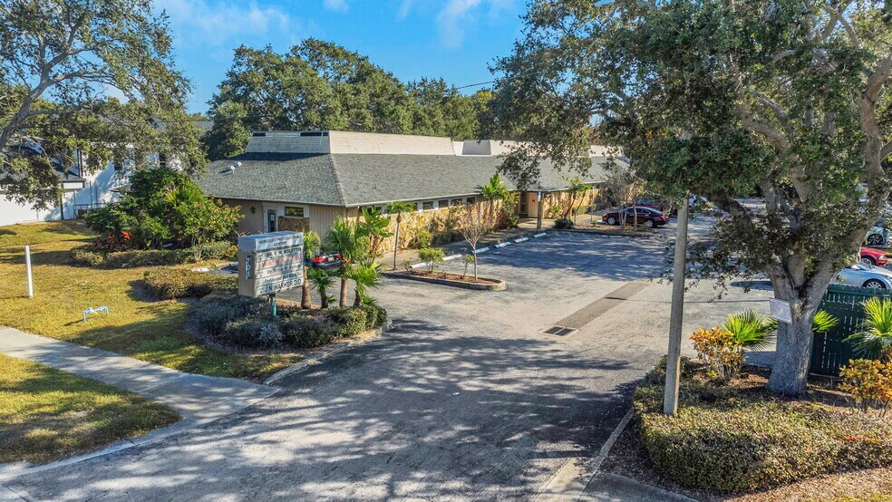 More Photos Of 701 N Hercules Ave, Clearwater Medical For Lease