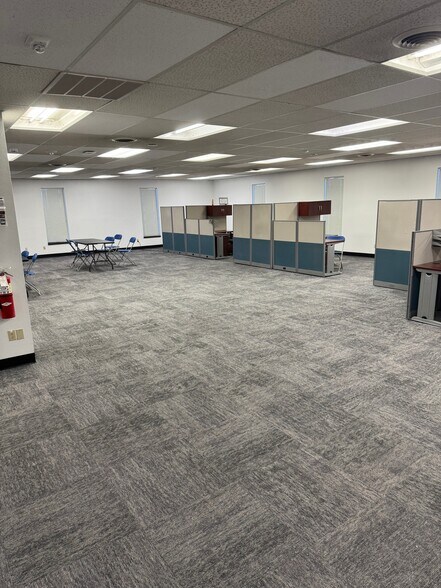 More Photos Of 2370 Decker Lake Blvd, Salt Lake City Office For Lease