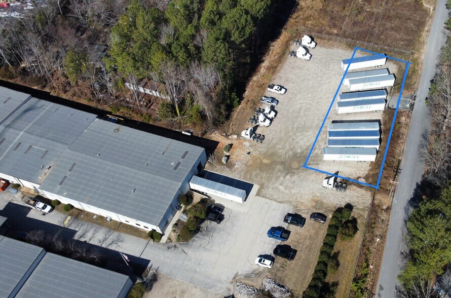 More Photos Of 900 Freedom Dr, Raleigh Warehouse For Lease