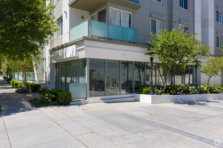 Primary Photo Of 825 Cordova St, Pasadena Apartments For Lease