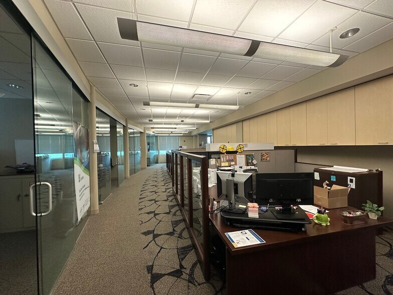 More Photos Of 3270 Folkways Blvd, Lincoln Office For Lease