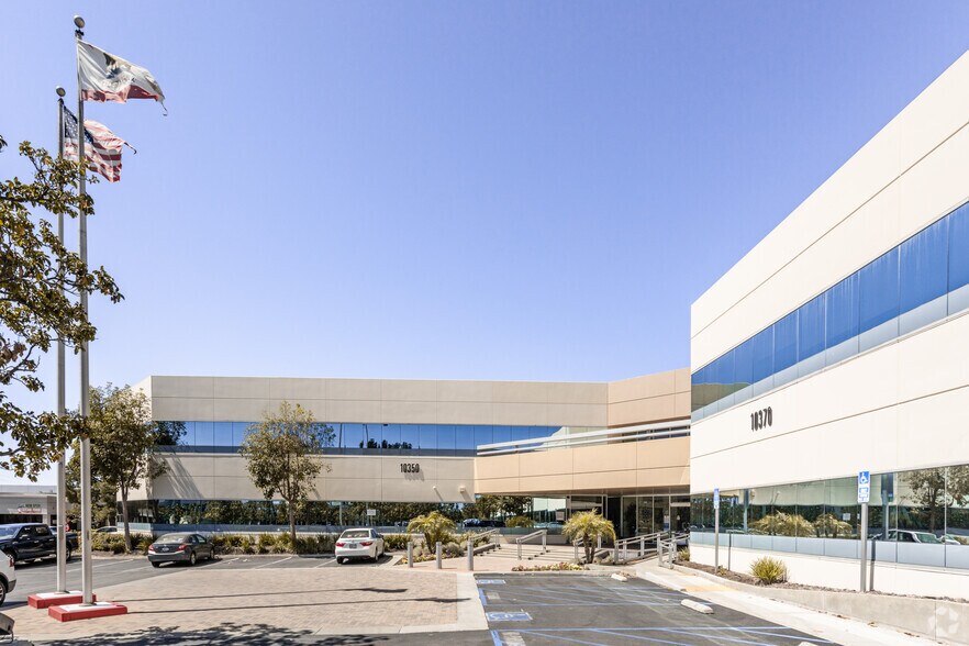 More Photos Of 10350-10370-10390 Commerce Center Dr, Rancho Cucamonga Medical For Lease