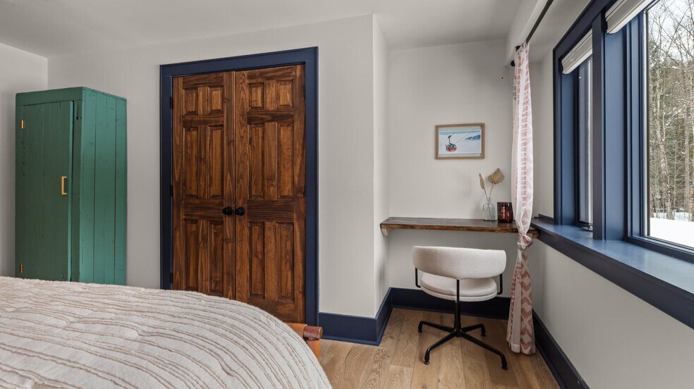 More Photos Of 56 Turner Mill Ln, Stowe Specialty For Sale