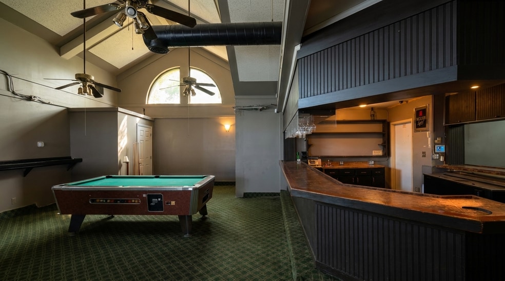More Photos Of 2051 Gordon Hwy, Augusta Hotel For Sale