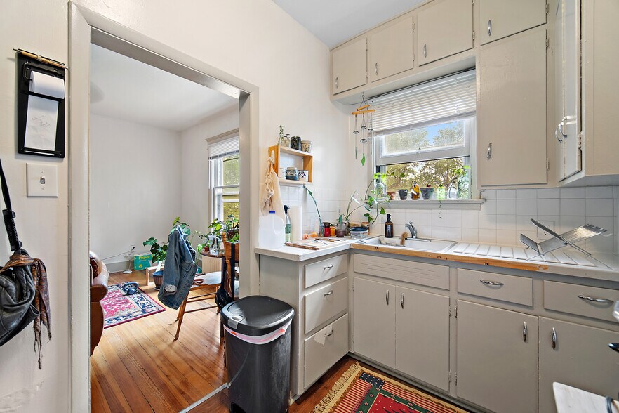 More Photos Of 1518 N Wahsatch Ave, Colorado Springs Apartments For Sale