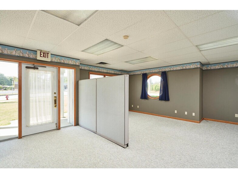 More Photos Of 727 Graham Rd, Cuyahoga Falls Medical For Sale
