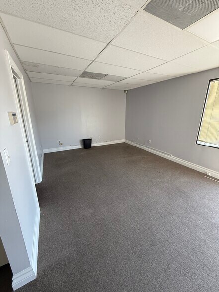 More Photos Of , Palm Harbor General Retail For Lease