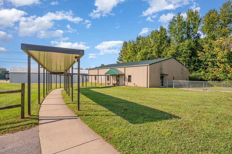 More Photos Of 1699 N Rocky River Rd, Lancaster Daycare Center For Sale