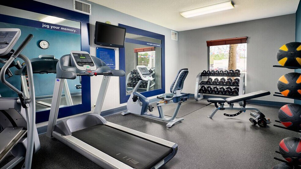 More Photos Of 68700 Highway 190 Service Rd, Covington Hotel For Sale