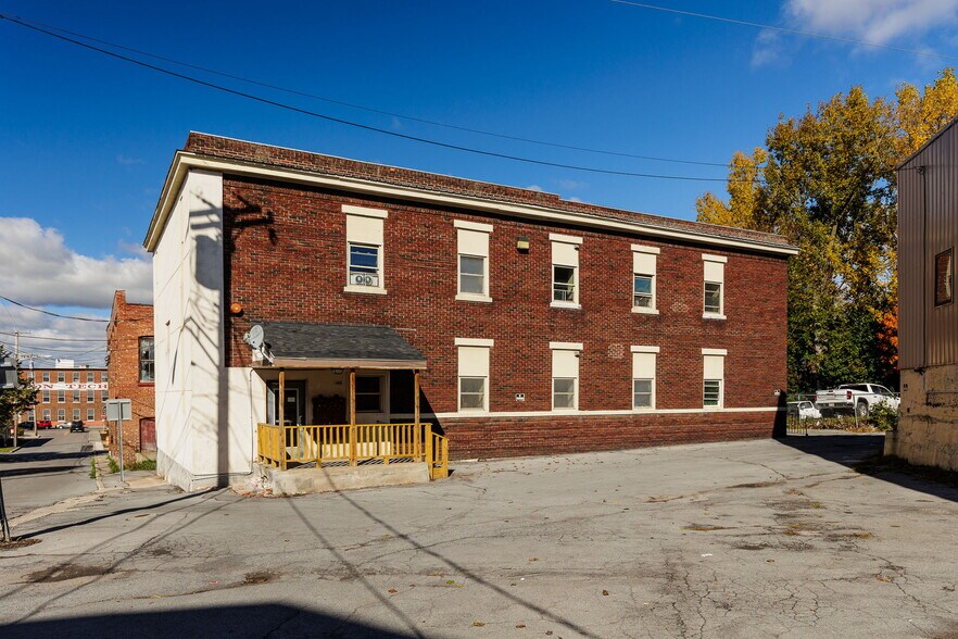 Primary Photo Of 140 Polk St, Watertown Apartments For Sale