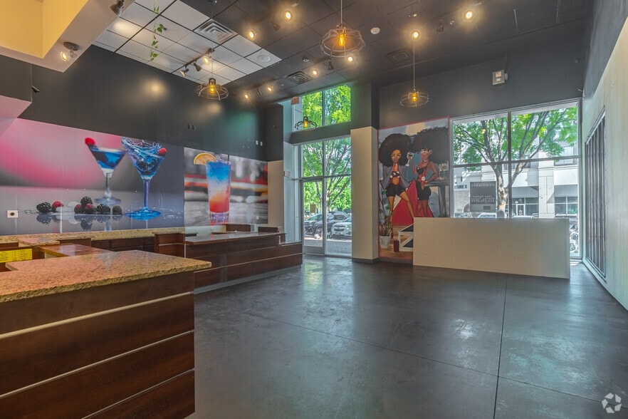 More Photos Of 5301 Alpha Rd, Dallas Unknown For Lease