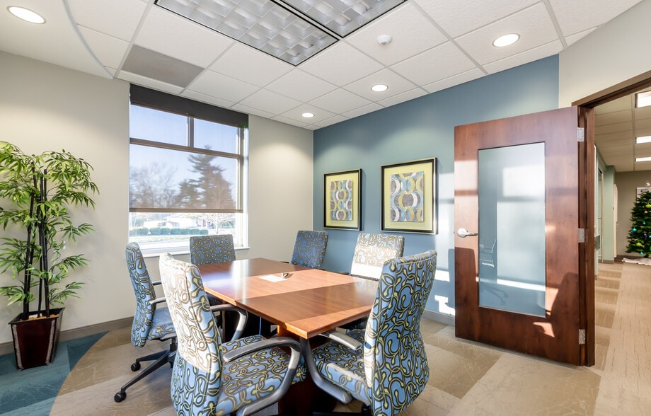 More Photos Of 13011 Factory Ln, Louisville Bank For Sale